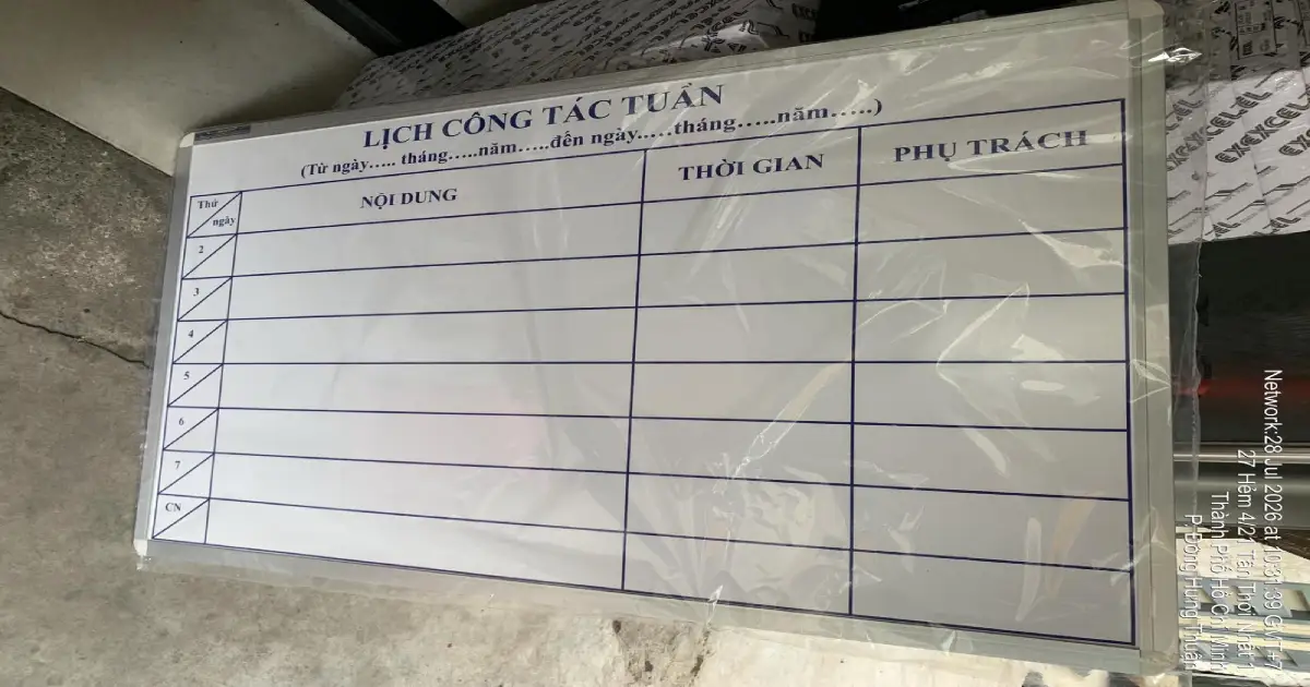Bảng thông báo Mica trắng thiết kế theo yêu cầu 1 Bảng thông báo mica trắng nội dung lịch công tác tuần