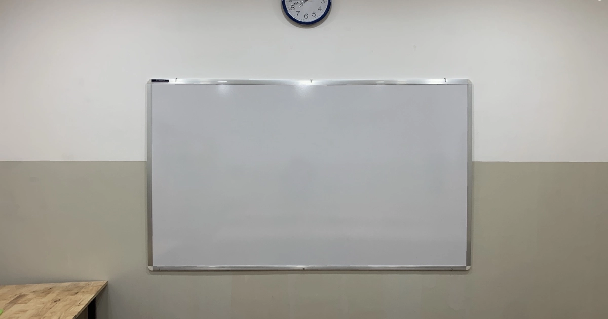 Bảng Trắng Treo Tường 1 Bảng trắng viết bút lông nhỏ 80x120cm treo tường