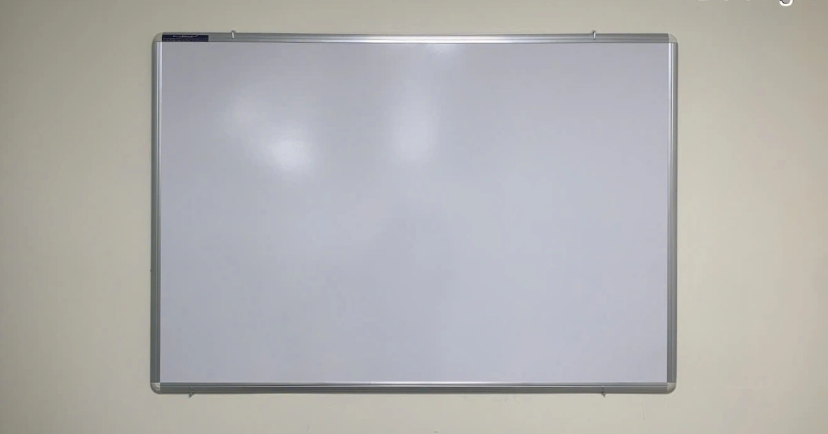 Bảng viết bút lông KT 60x100cm dạng bảng treo tường
