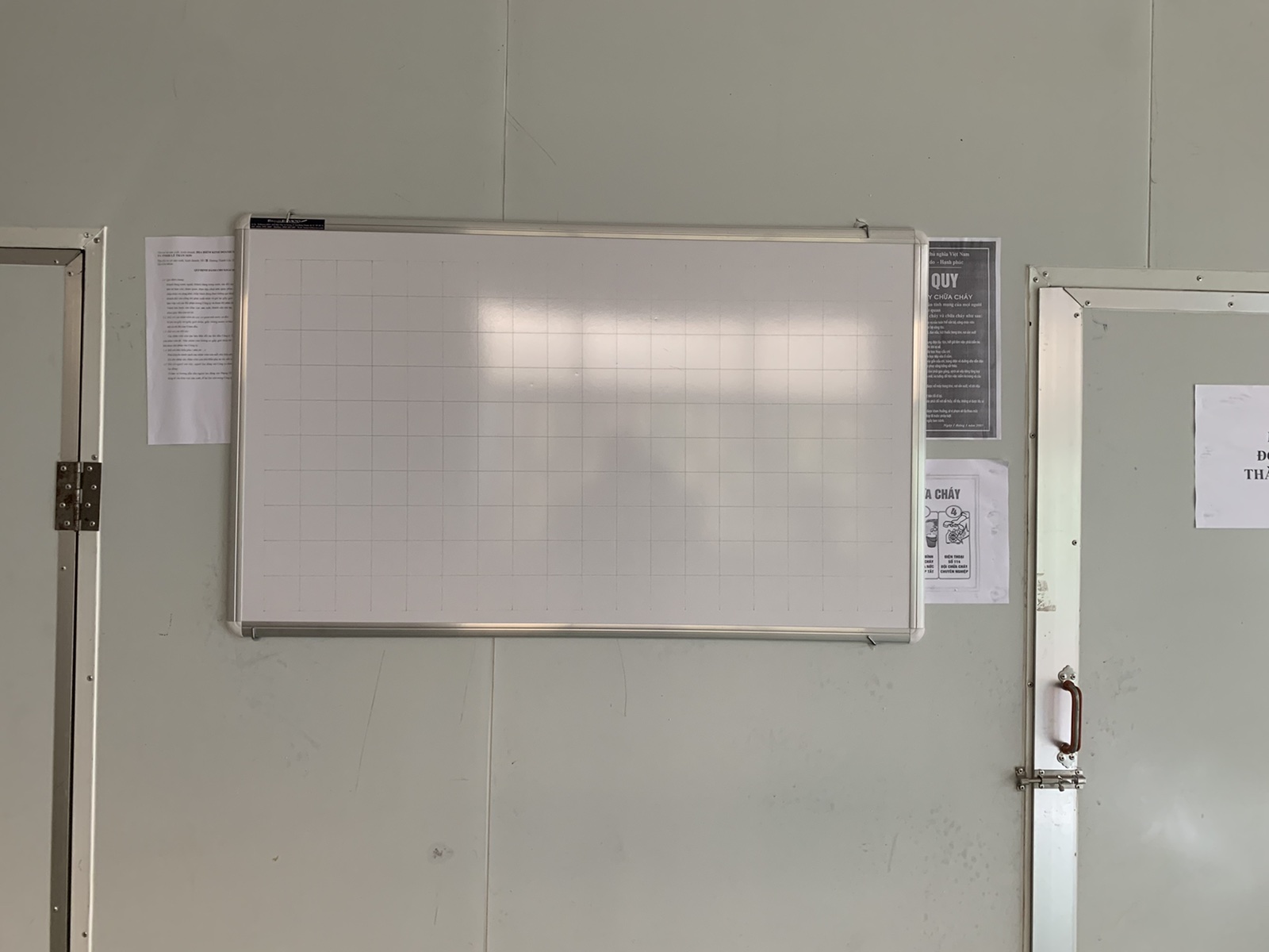 Bảng Mica Viết Bút Lông