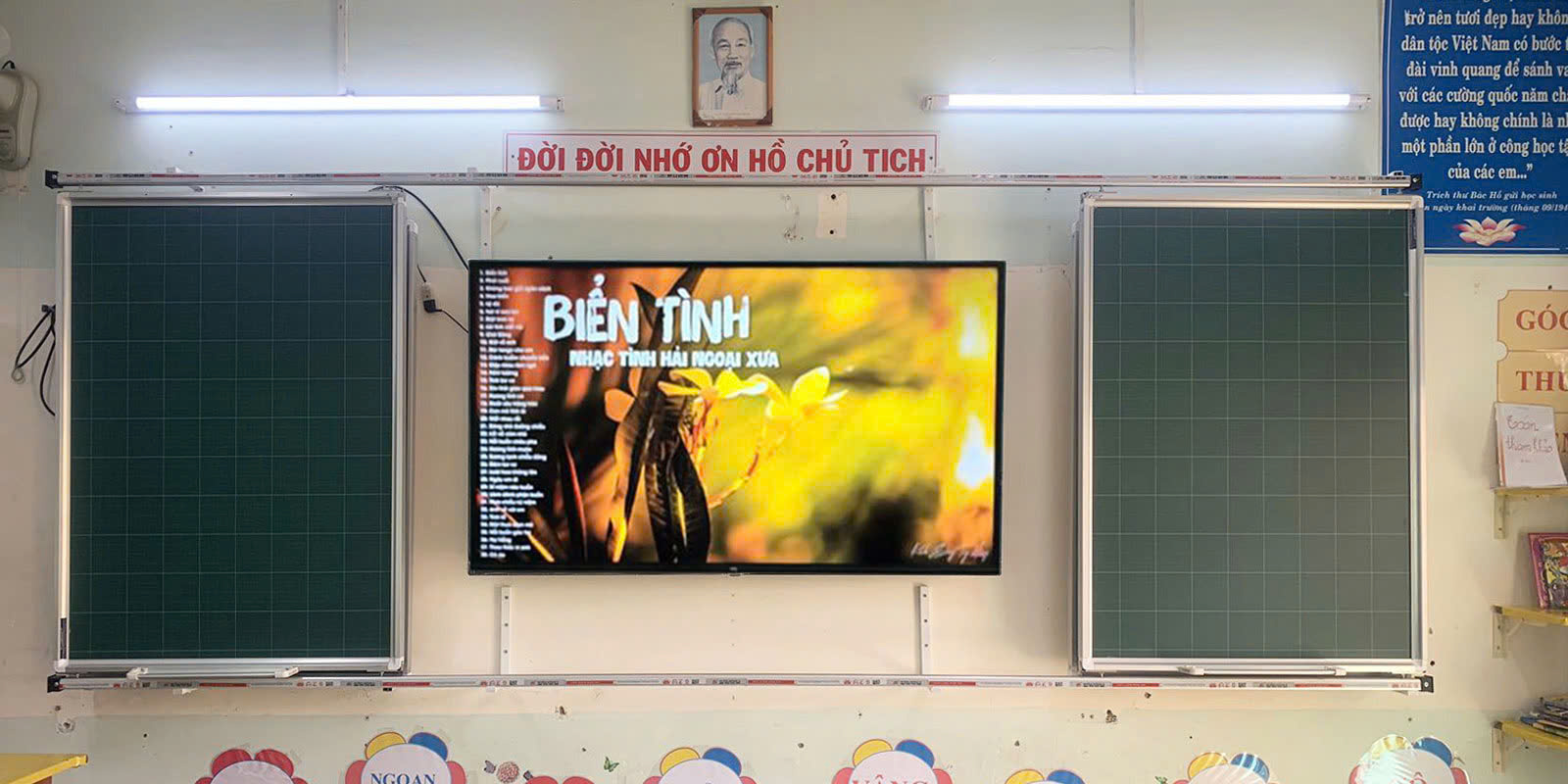 PTHQ-M1KO - Bảng trượt ngang nguyên khối mẫu M1KO