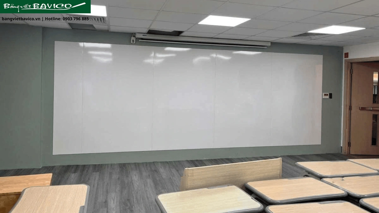 Bảng học sinh dán tường Bavico tràn viền hiện đại cho trường học quốc tế