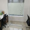 Bảng kính từ có chân