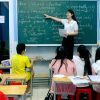 Bảng viết phấn treo tường