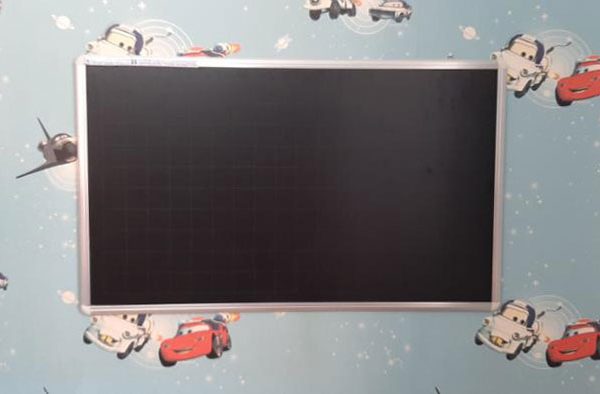 Bảng viết phấn poly Taiwan KT 60x80cm (xem thêm các cỡ khác)