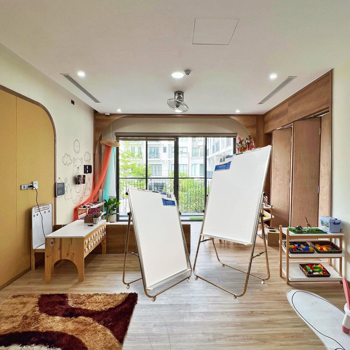 Bảng Flipchart có chân inox viết bút lông cao cấp Greenlam - Ảnh 4