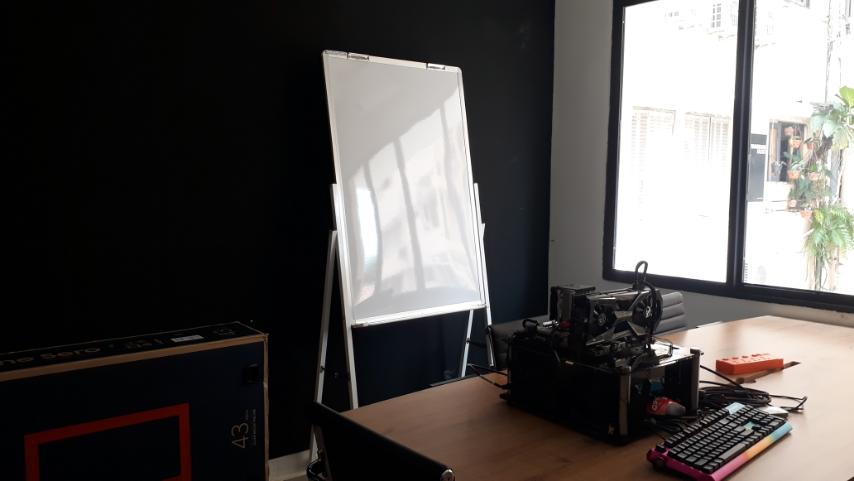 Bảng trắng văn phòng flipchart cao cấp Greenlam cố định KT 80x120cm ( Xem thêm kích thước khác) - Ảnh 2