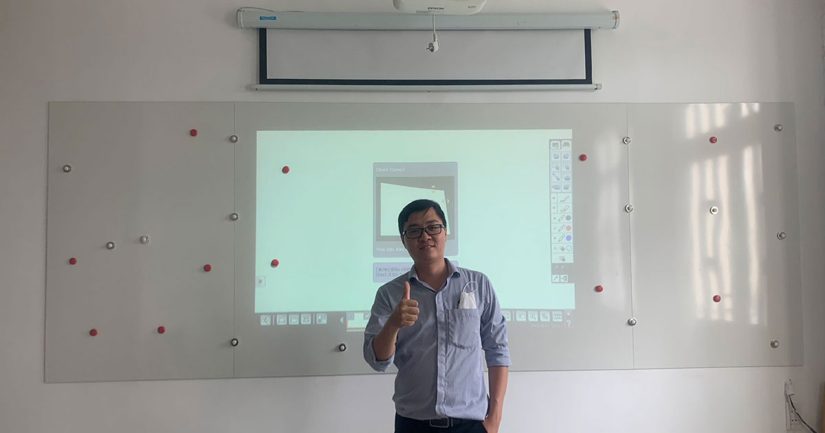 Bảng từ trắng dán tường