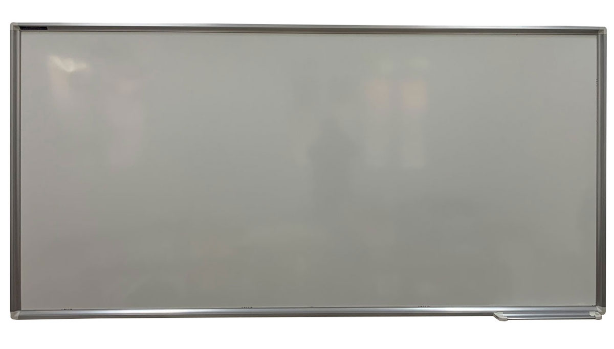 Bảng từ trắng treo tường ceramic của Bỉ