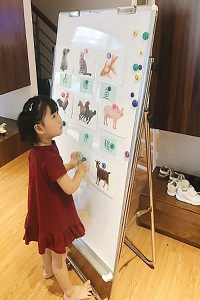 Bảng flipchart cho bé