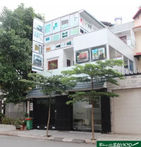 Hình ảnh trụ sở Bavico, trung tâm điều hành sản xuất và phân phối bảng trắng viết bút lông nhập khẩu Polytaiwan chính hãng Đài Loan. Cam kết bảo hành 12 tháng, lắp đặt thần tốc trong 2h tại 12 Quận TP.HCM.