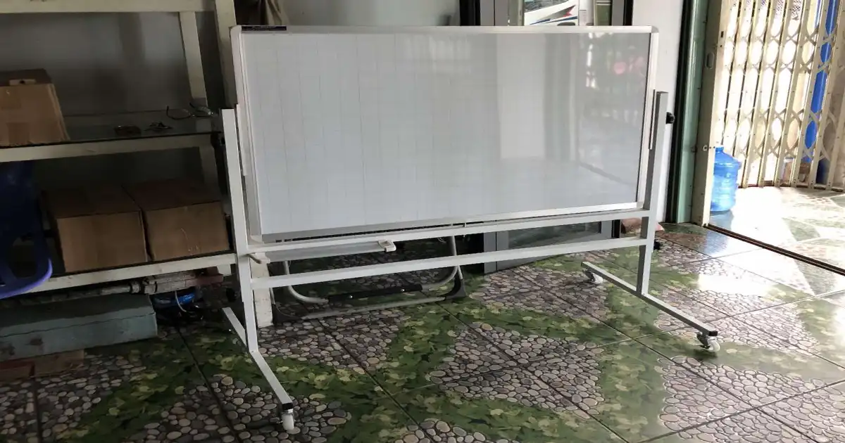 Bảng Mica có chân di động viết bút lông 3 Liên hệ mua bảng mica có chân di động văn phòng nhỏ uy tín, chất lượng