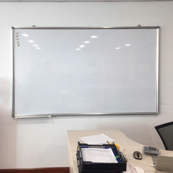 Bảng viết bút lông lớn